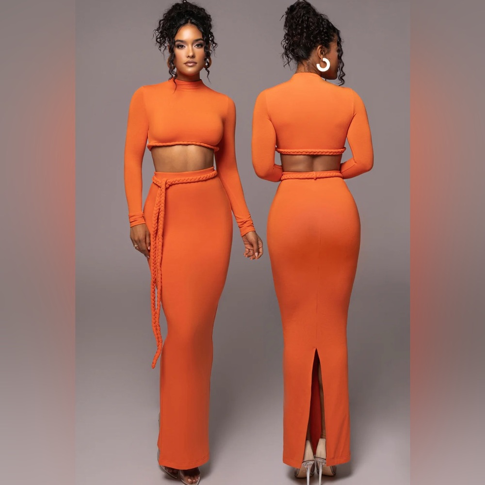 NEW! JLUXLABEL two-piece set in orange